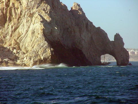 "El Arcoi" as seen from the Pacific side