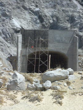 An attempt to tunnel under Pedregal
