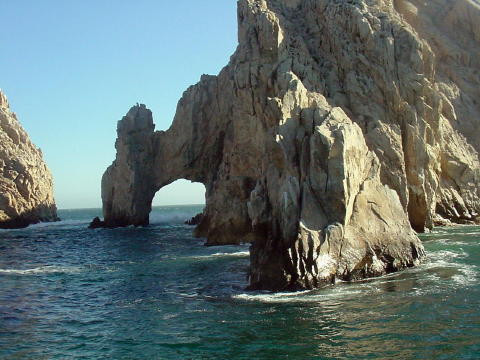 Cabo's famous arch "El Arco" near Land's End