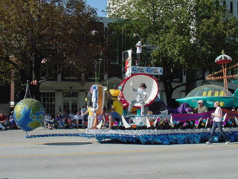 KTVX Channel 4 Float