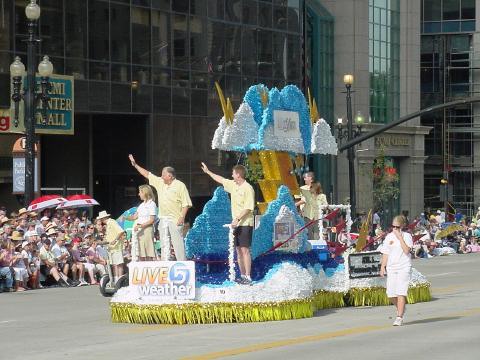 KSLTV 5 Float - Channels 2 and 4 did not participate